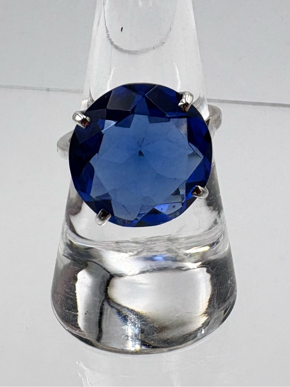 925 Sterling Silver Genuine 8CT Faceted Sapphire Gemstone Ring - Size 7.5 - Picture 7 of 17